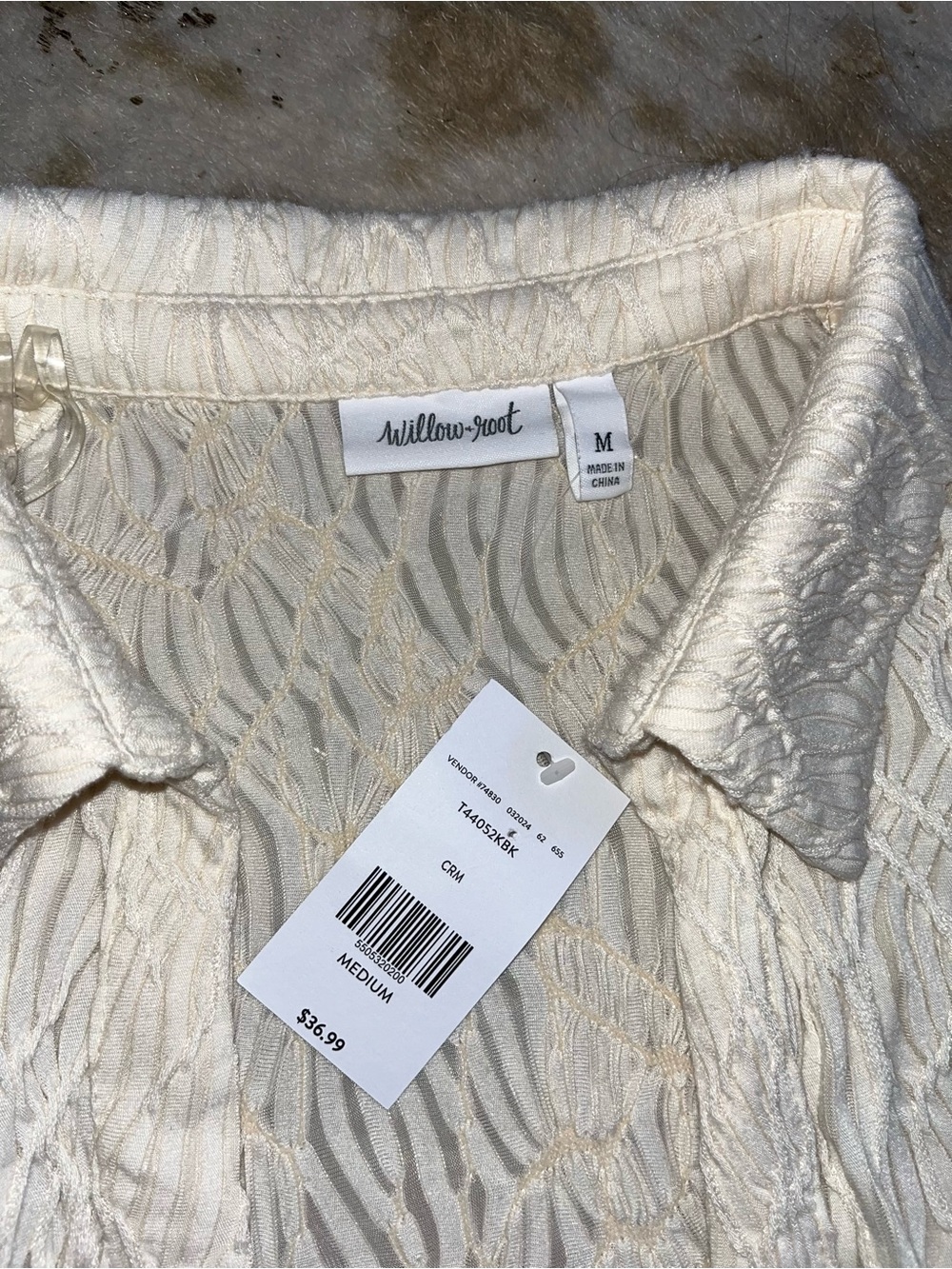 Cream Button-Down Cropped Sheer Textured Shirt - Picture 2 of 4